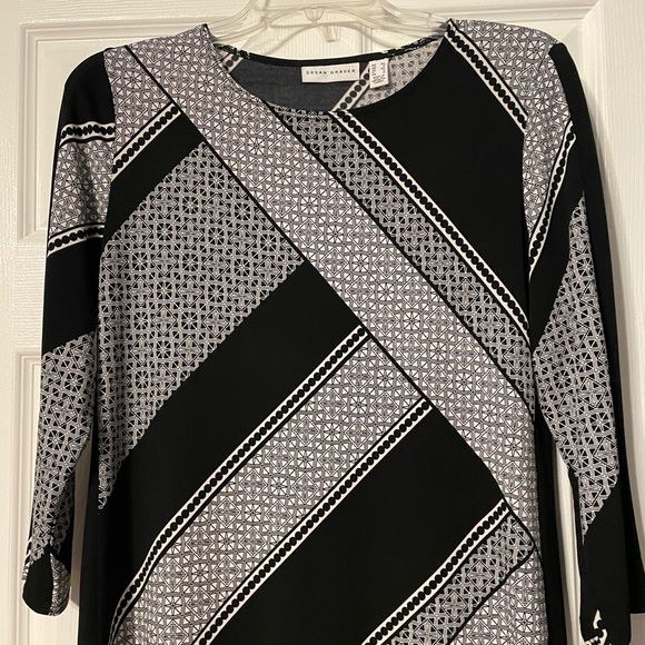 Susan Graver Geometric Print Asymmetric Blouse - Picture 2 of 14